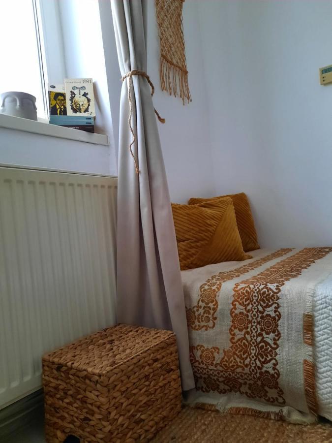 Cocooning In A Lovely Mountain Suite - Two Azuga Eksteriør bilde